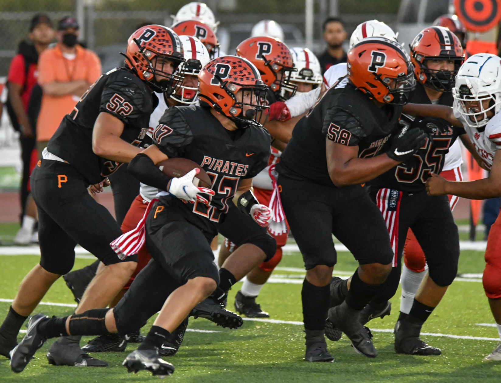 091021 SM SY football 13.JPG